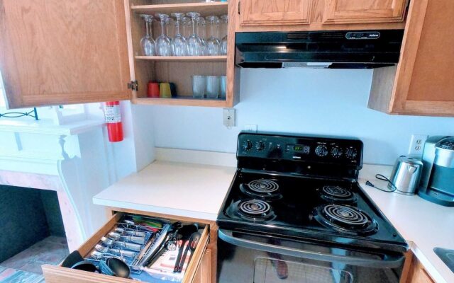 Hotspot On 17Th St Nw 2Br Steps To Dupont Circle 2 Bedroom Apts