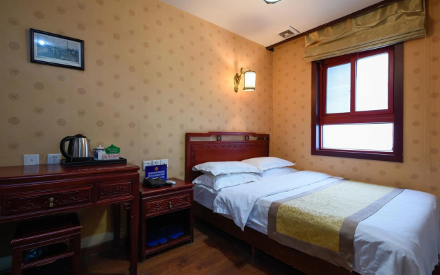 Qianmen Courtyard Hotel – Guest Rooms – Beijing