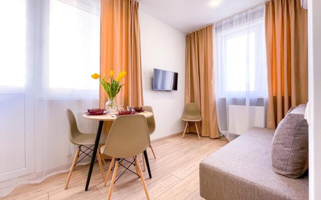 Apartment Morent on 34 Acacia Street building 3