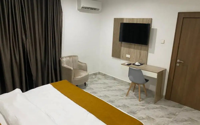 1 Oak Apartments Guzape