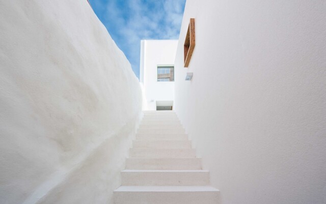 Mac003 · Macario Wood Apartment // Netflix