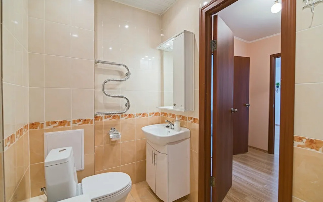 Апартаменты FlatHome24 на Комендантском пр-те — фото