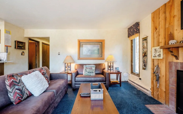 Four O'clock Lodge B14