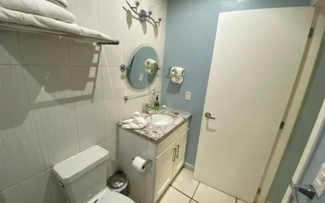 Condo G Tiara