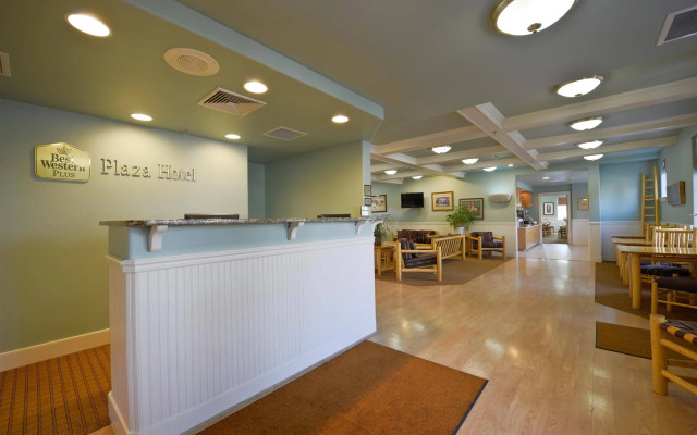 Best Western Plus Plaza Hotel