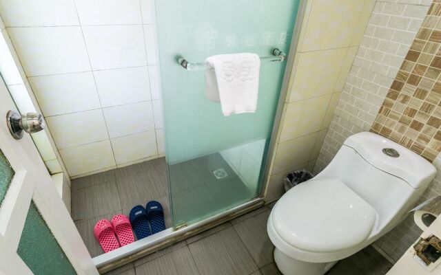 Shanghai Blue House Business Hotel