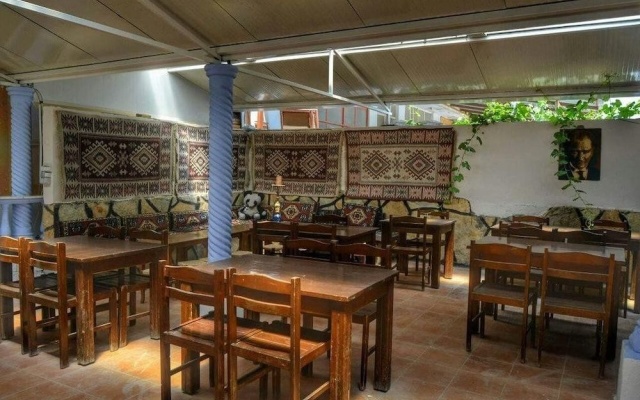 Yali Otel