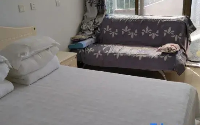 Qingfeng courtyard B & B (Beijing Shuizhen store)