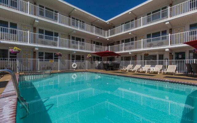 Esplanade Suites, a Sundance Vacations Property
