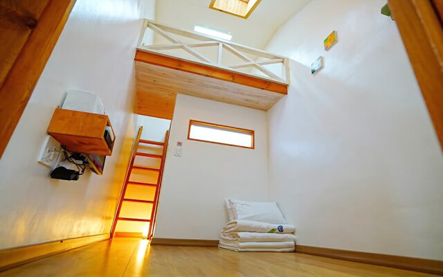 Jeongju Hanok Village Sky ae Pension