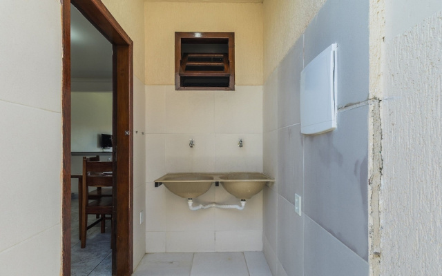 Apt w/ Balcony 600m From the Beach Qda0001