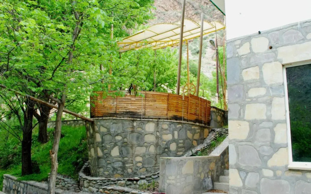 Park-Hotel Khoren's Lake