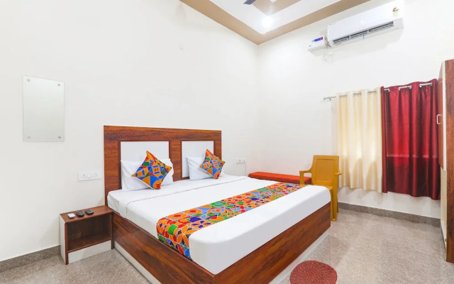 Fabhotel Shree Venkatesh Nileyam