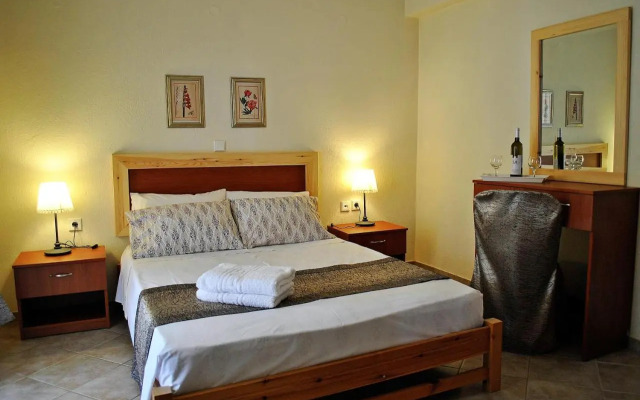 Voula Kourbeti Apartments