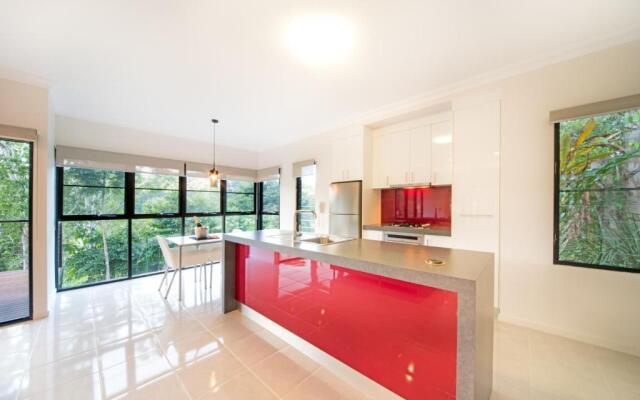 Seclude Rainforest Retreat