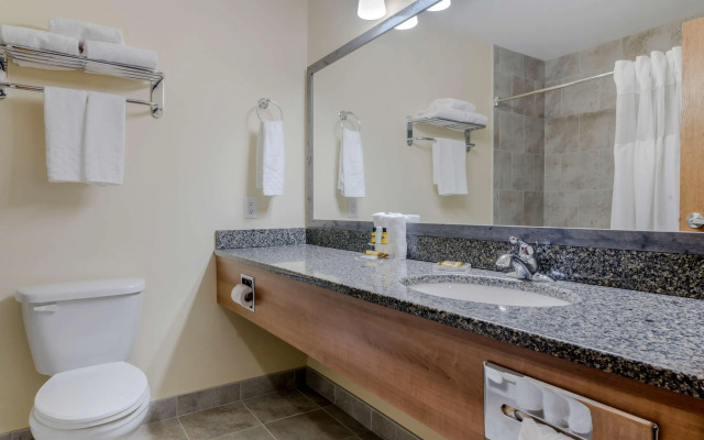 Best Western Plus Woodstock Hotel & Conference Centre
