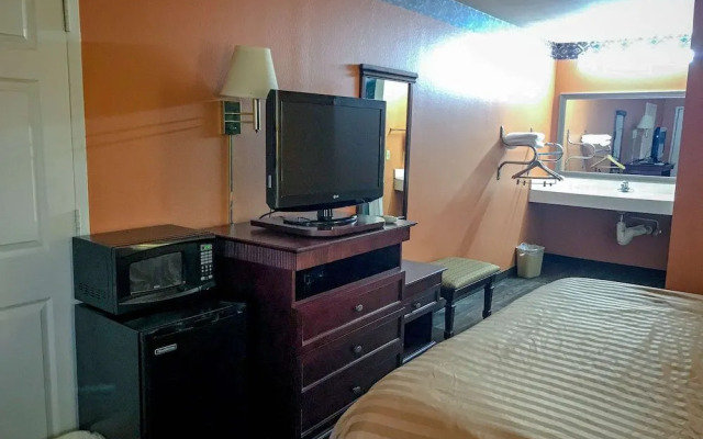 Motel 6 Ozark, AR