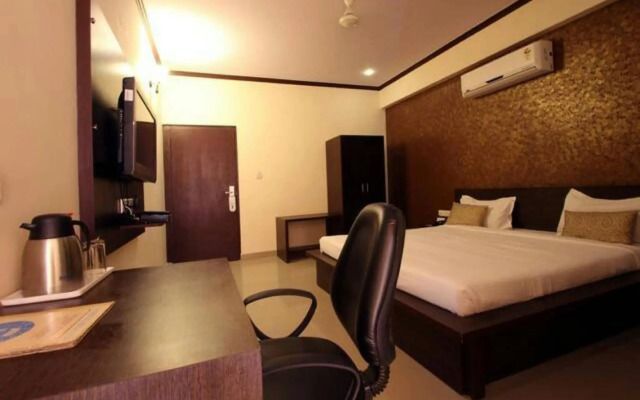 Hotel Savi Regency