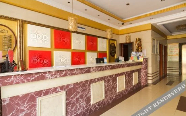 Red Cherry Hotel