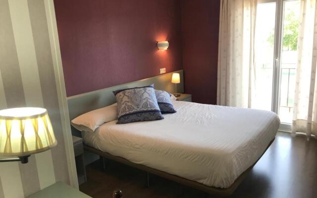 Hostal Esteba