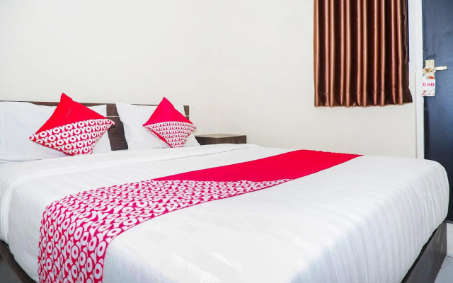 Hotel O Candi Residence