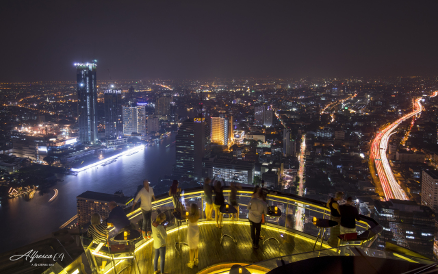 Отель Tower Club at lebua