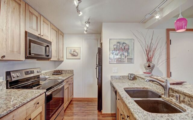 2019 Lodgepole 2 Bedroom Condo by RedAwning