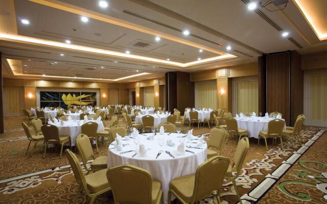 Crystal De Luxe Resort & Spa – All Inclusive