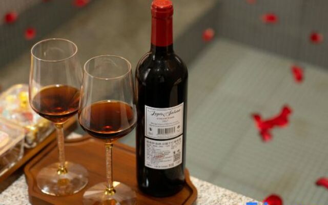 Tengchong Dongli Hot Spring Courtyard