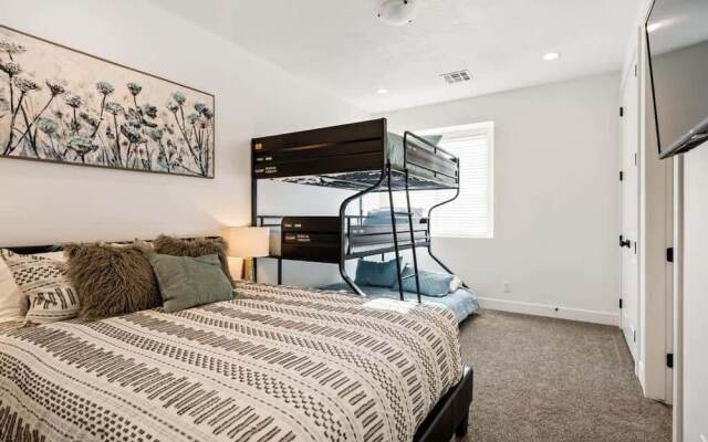 Seamons 5 Bedroom Home