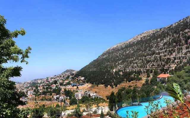 Mist Hotel And Spa By Warwick
