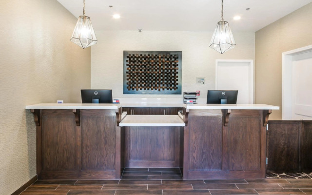 Hotel Siri Downtown - Paso Robles