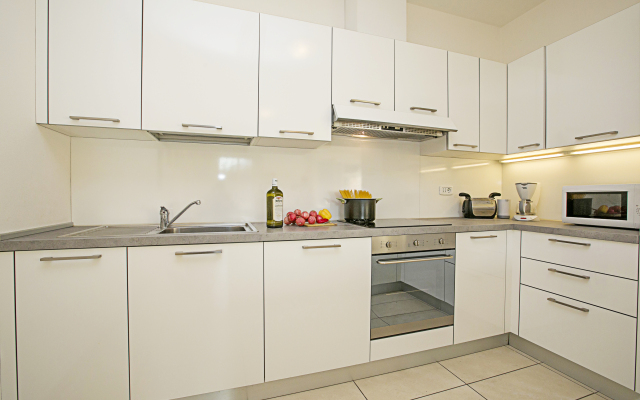 Torbole Relax, Pool & Balcony Apartment