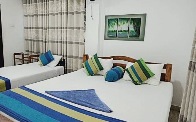 Senora Guest House
