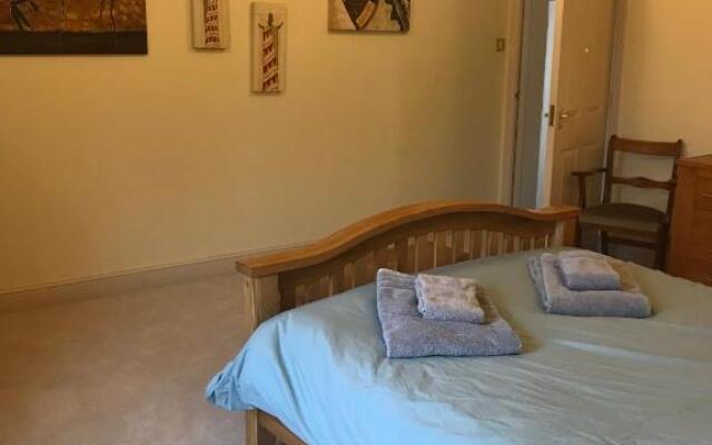 Flat 1, 22 the square