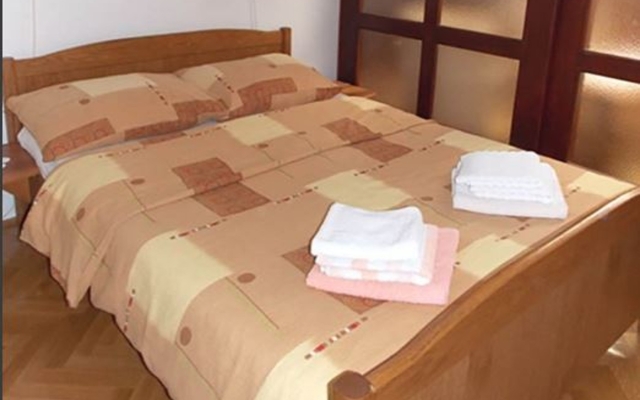 Apartment Ivo - with parking : A3 - 2. KAT Malinska, Island Krk