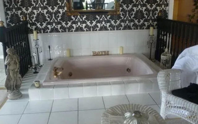 Shieldhill Castle Hotel
