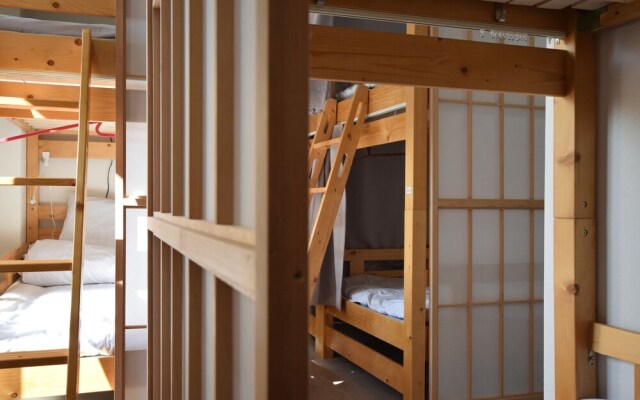 OSAKA-YA NAMBA -Hostel