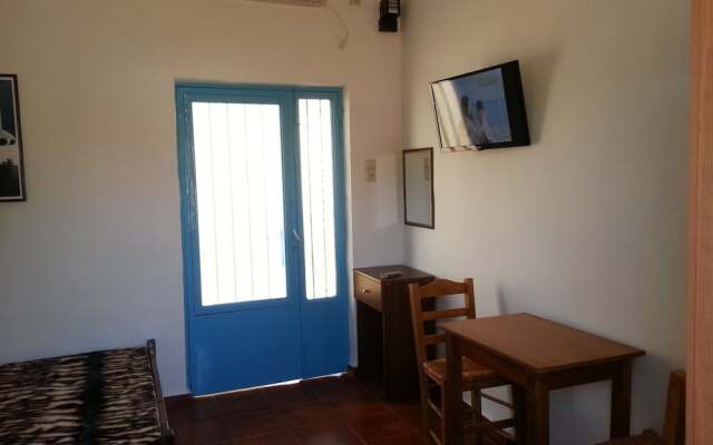 Vintage House-Vori-Rent Rooms