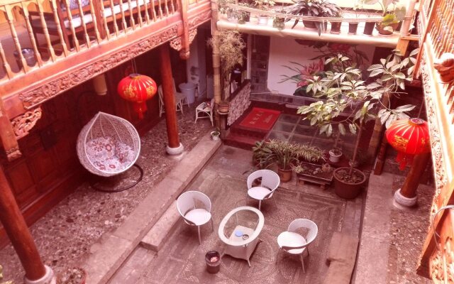 Lijiang Xianyun Xiaozhu Inn