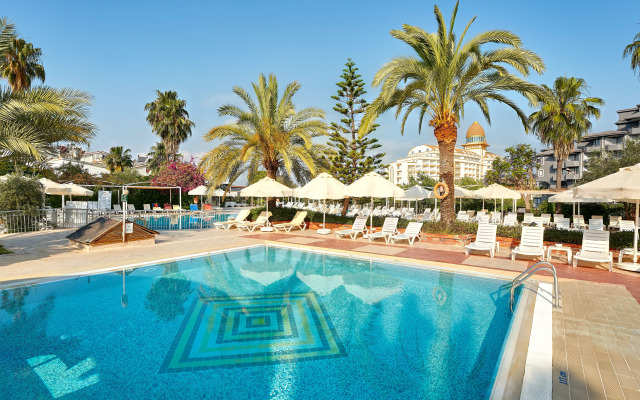 Seaden Corolla Hotel