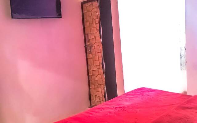 Roomshala 021 Hotel Joyous Inn