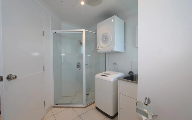 Koola Beach Apartments Bargara