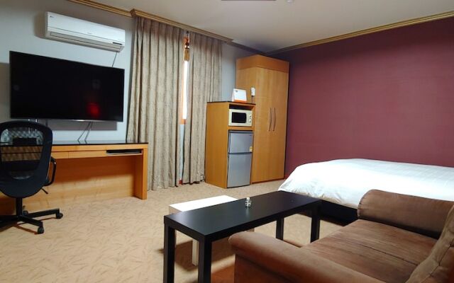 Osan NyxFox Hotel