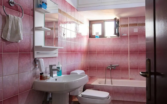 Beautiful 2-bed Apartment in Rethymno