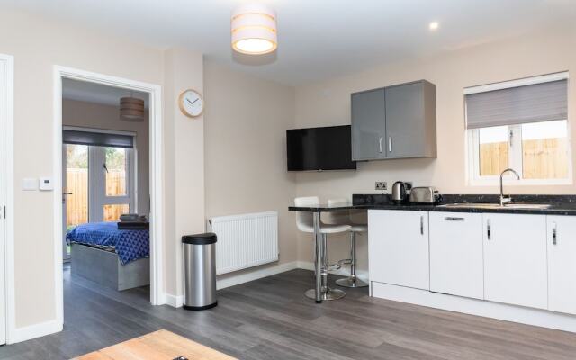 Magna House Apartments