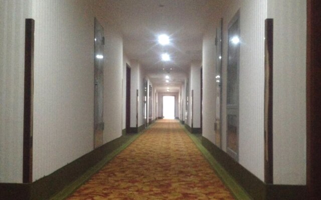 GreenTree Inn Tianjin Xiqing Development Zone Renrenle Square Express Hotel