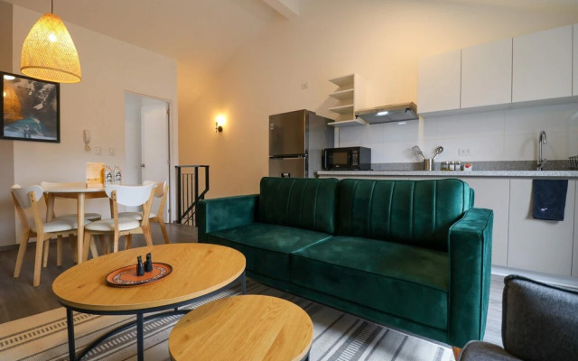 w Stunpedous 2BR w Perfect Balcony in Cusco