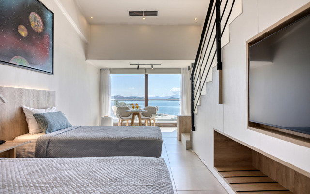 Kassandra Bay Resort, Suites & Spa