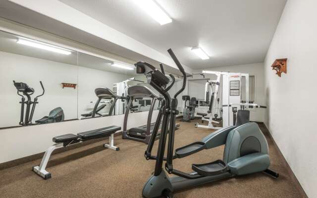 Super 8 by Wyndham Vermilion AB